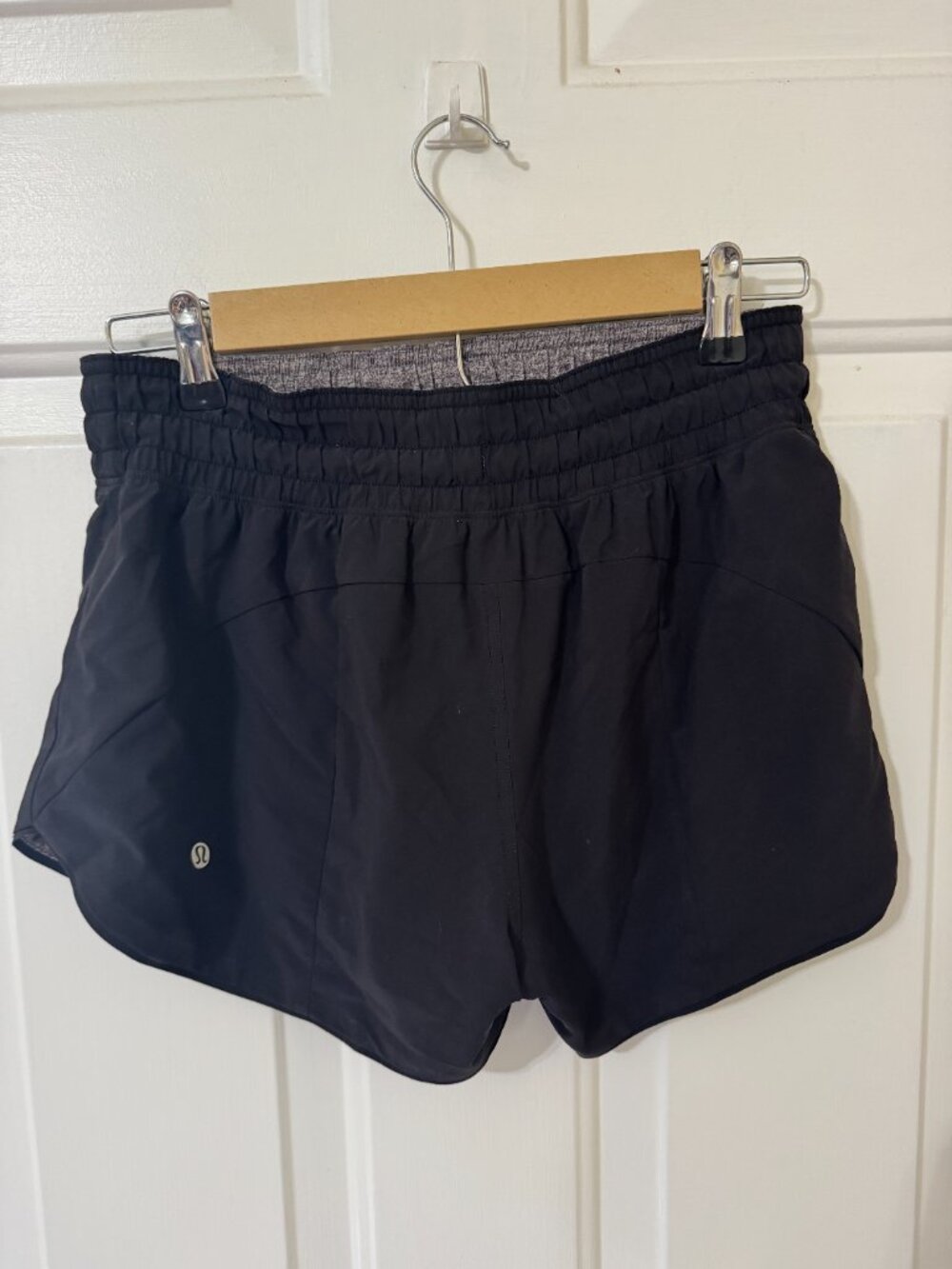 Lululemon Choose A Side Short - Size 6 - Heather Lux Multi Black / Black - Picture 8 of 10